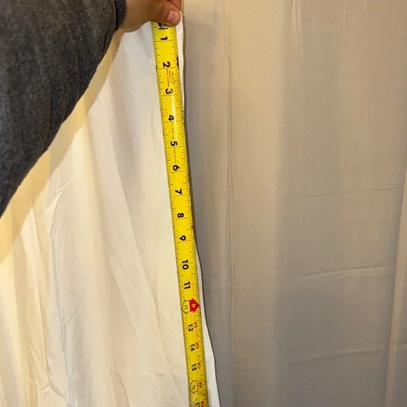 Elegant White Sleeveless Jumpsuit - Picture 12 of 13